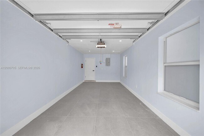 Building Photo - 2311 SW 23rd St