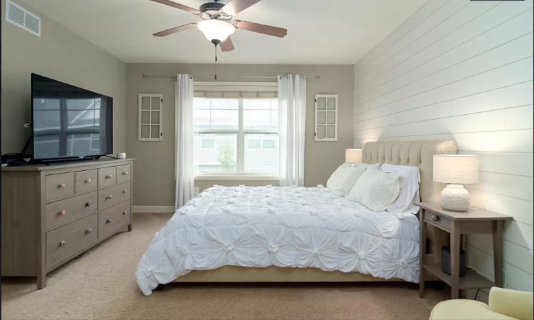 Building Photo - 3275 Red Oak Trl