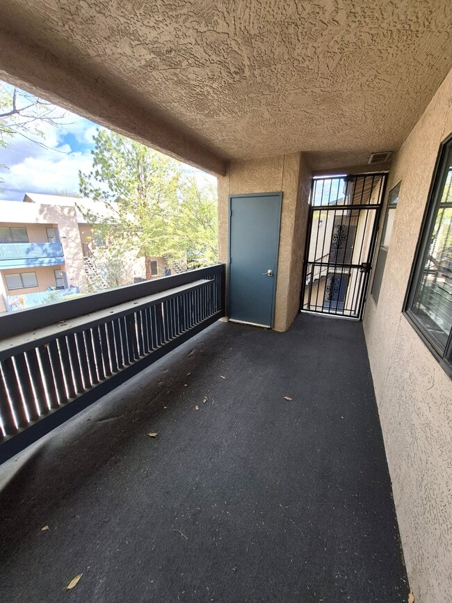 Building Photo - 8080 E Speedway Blvd