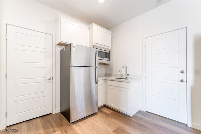 Building Photo - 4136 Paragon Crst Ct