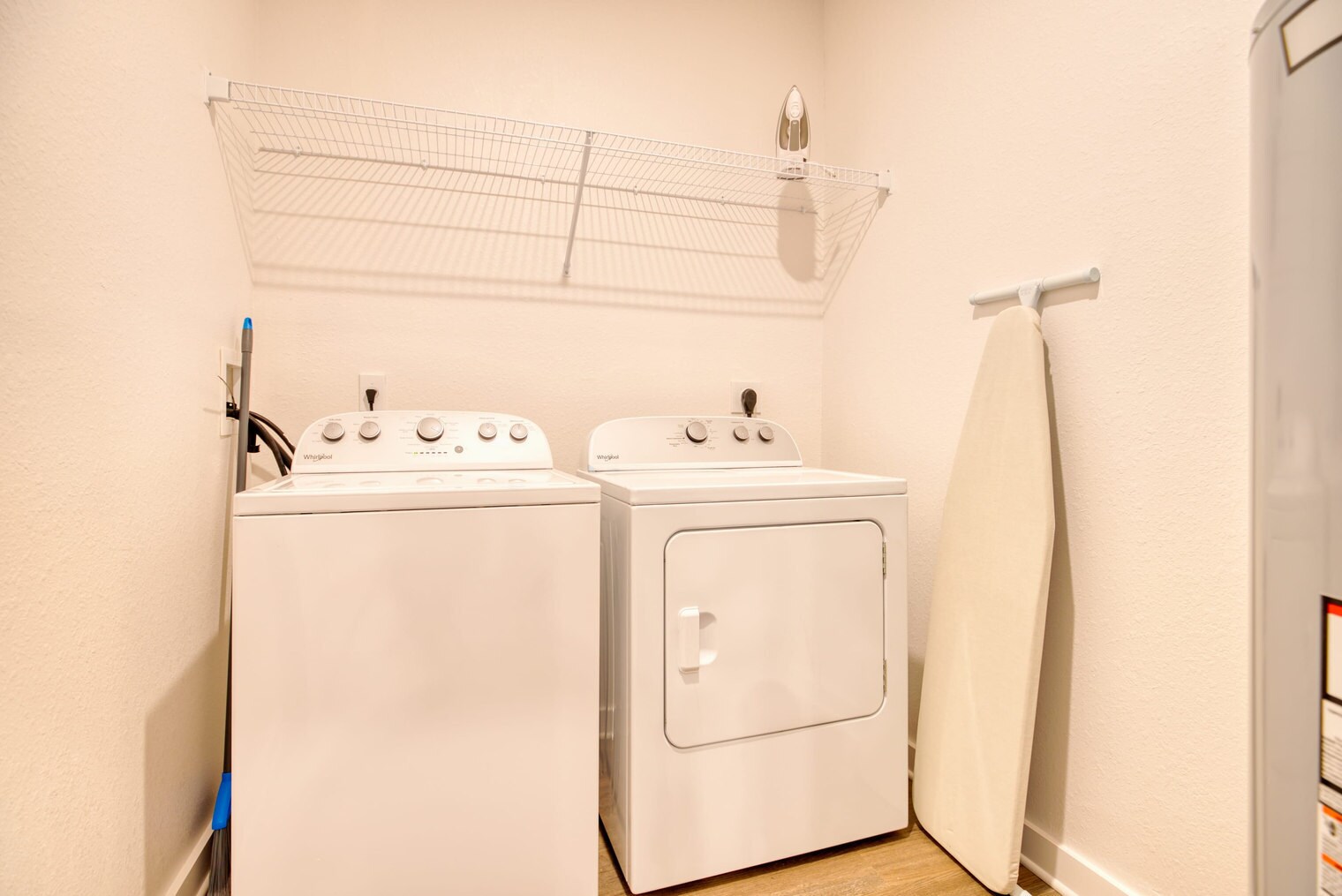 Building Photo - 2548 SW 13th St