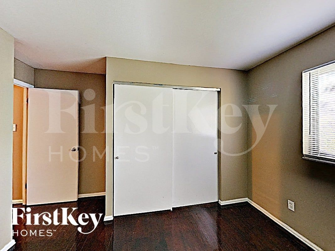 Building Photo - 5353 Branridge Rd