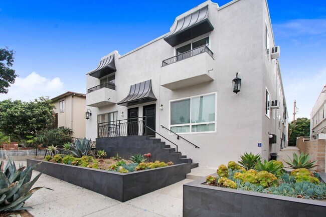 Building Photo - 1140 N Ogden