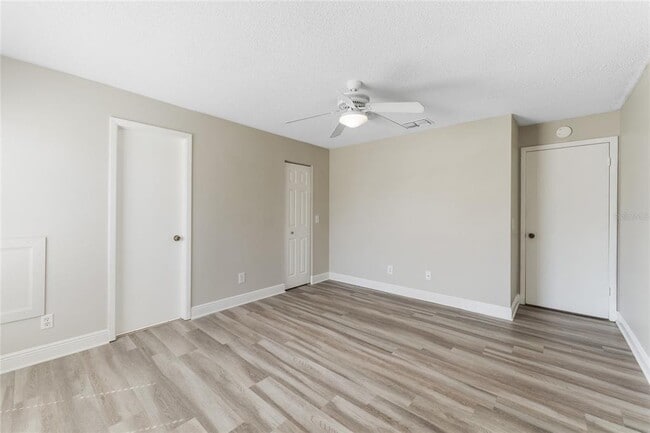 Building Photo - 5201 Bellefield Dr