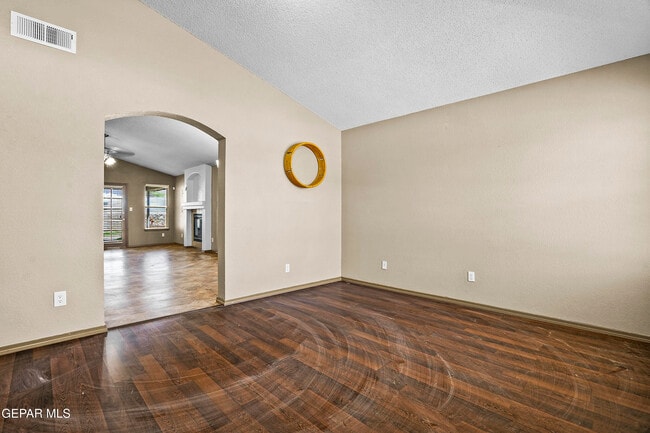 Building Photo - 14069 Lago Seco Dr