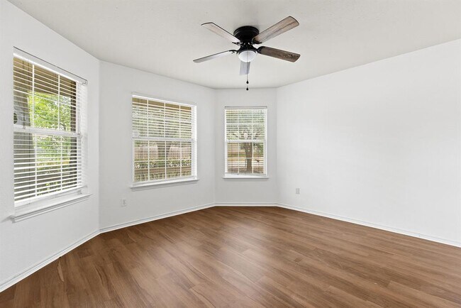 Building Photo - 1310 Alpine Mountain Dr