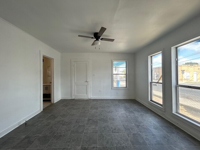 Building Photo - 815 San Jorge Ave