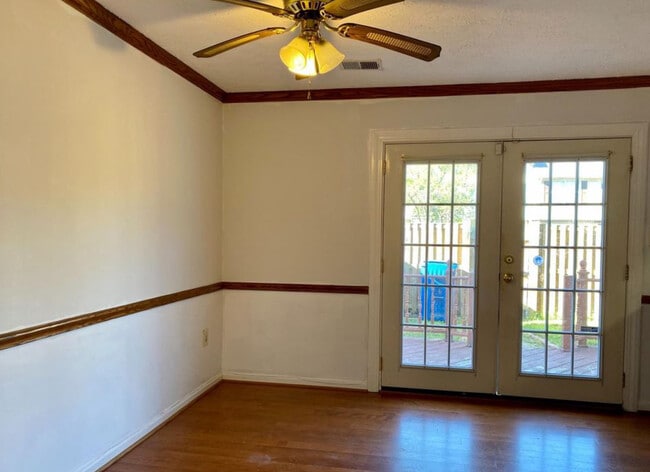 Building Photo - 6141 Sea Lion Pl