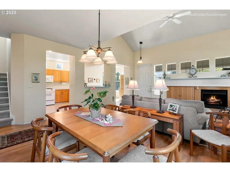 Building Photo - 6513 NE Copper Beech Dr