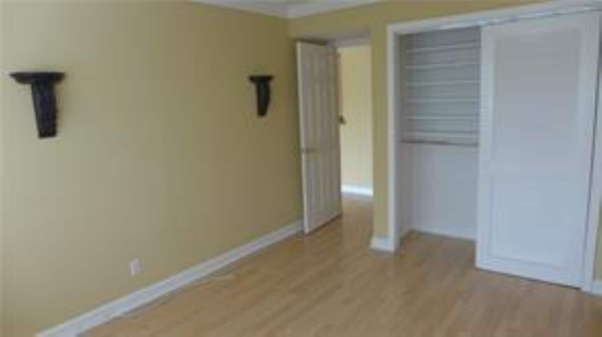 Building Photo - 1515 E Broward Blvd