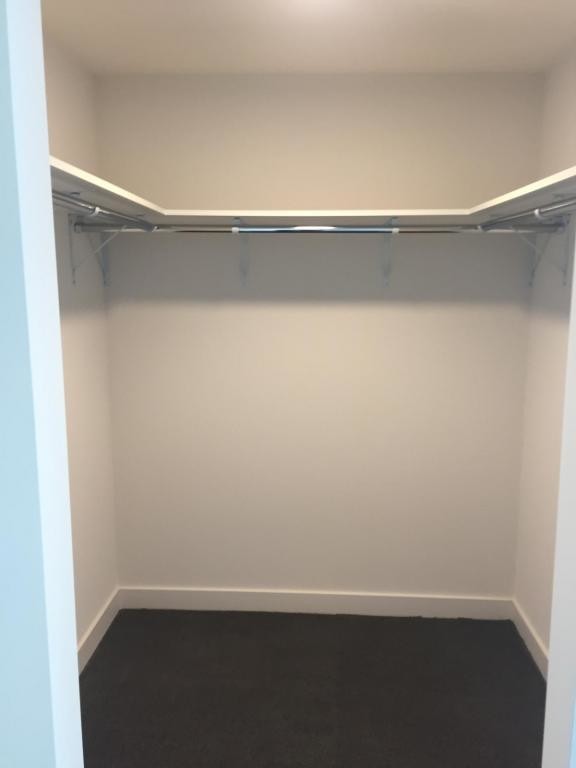 Building Photo - 1001 Queen St