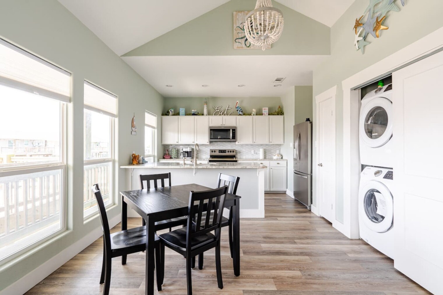 Building Photo - 970 S Jacks Rd