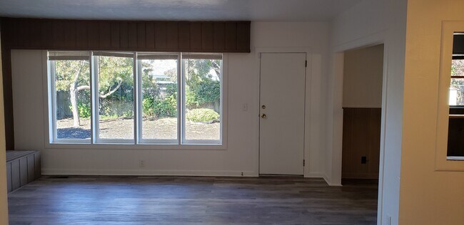 Building Photo - Excellent, Well Preserved and Restored 3 Bedroom Home - Available Soon!