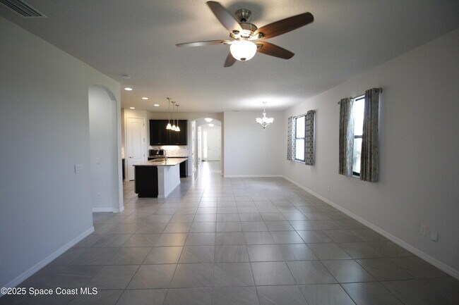 Building Photo - 3039 Burghley Park Way