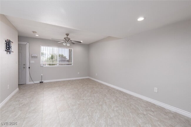 Building Photo - 3505 Rio Robles Dr