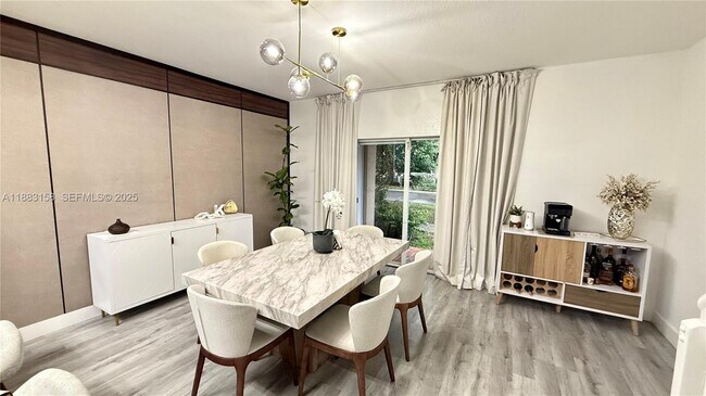 Building Photo - 5725 NW 114th Path