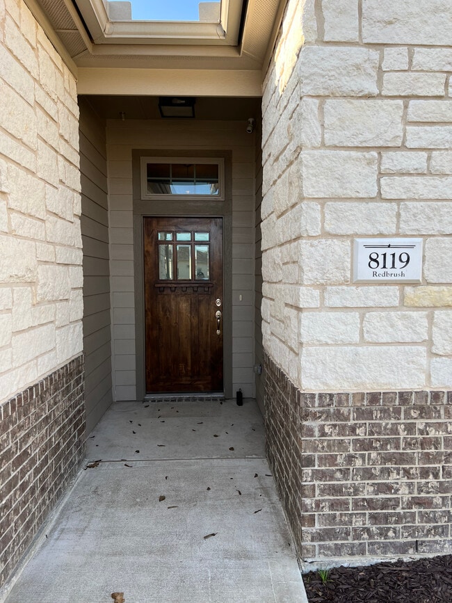 Building Photo - 8119 Redbrush