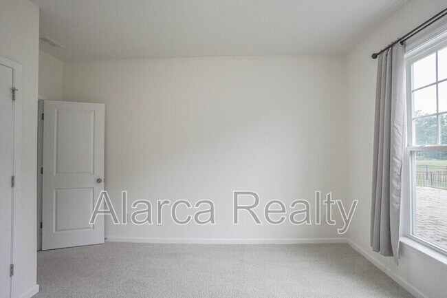 Building Photo - 12824 Hindcross Dr