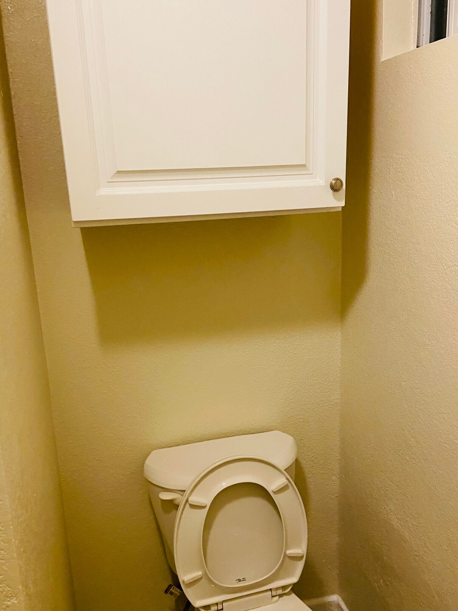 Building Photo - 4014 N Foxdale Ave