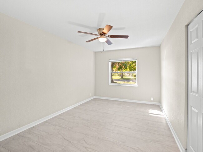 Building Photo - 3-bedroom, 2-bathroom pool home