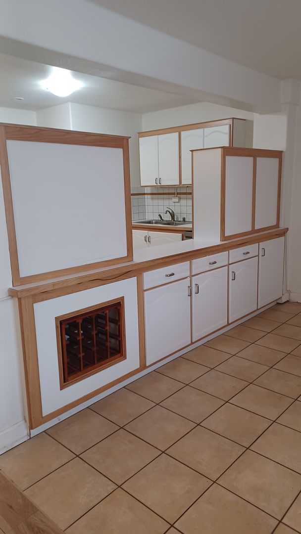 Building Photo - Single Level, Ground Floor, 3 Bed/1 Bath A...