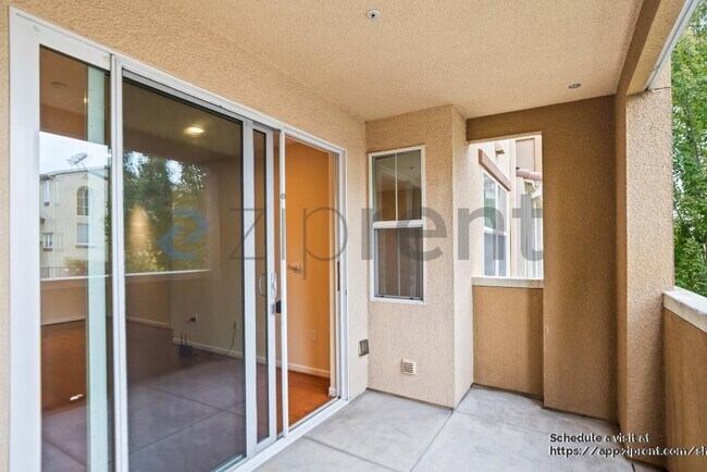 Building Photo - 49002 Cinnamon Fern Common