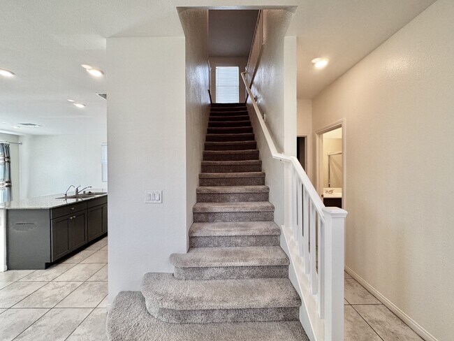 Building Photo - 4258 Tarim St