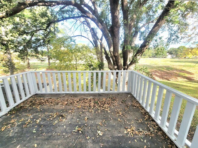 Building Photo - 5920 Arncliffe Dr