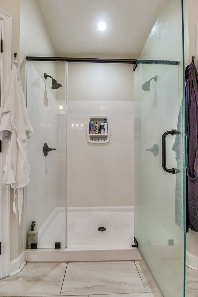 Building Photo - Beautiful 3BR / 2BA Home – Built 2019 – Fort Walton Beach