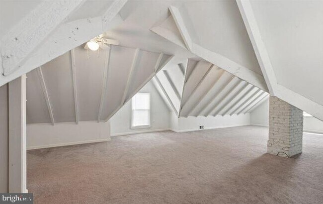 Building Photo - 6011 Falls Rd