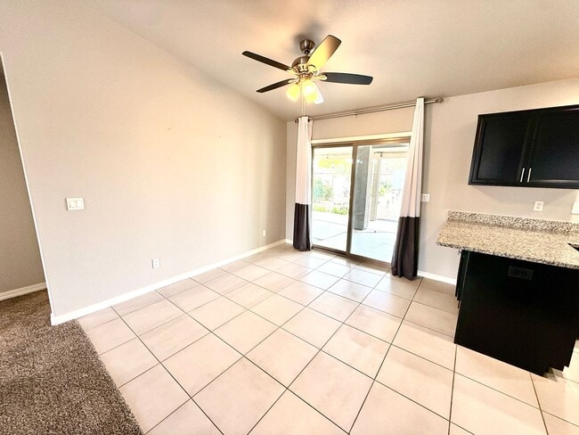 Building Photo - Stylish 3BR Home in Cerbat Vistas | Split Floor Plan, Covered Patio & 2-Car Garage!