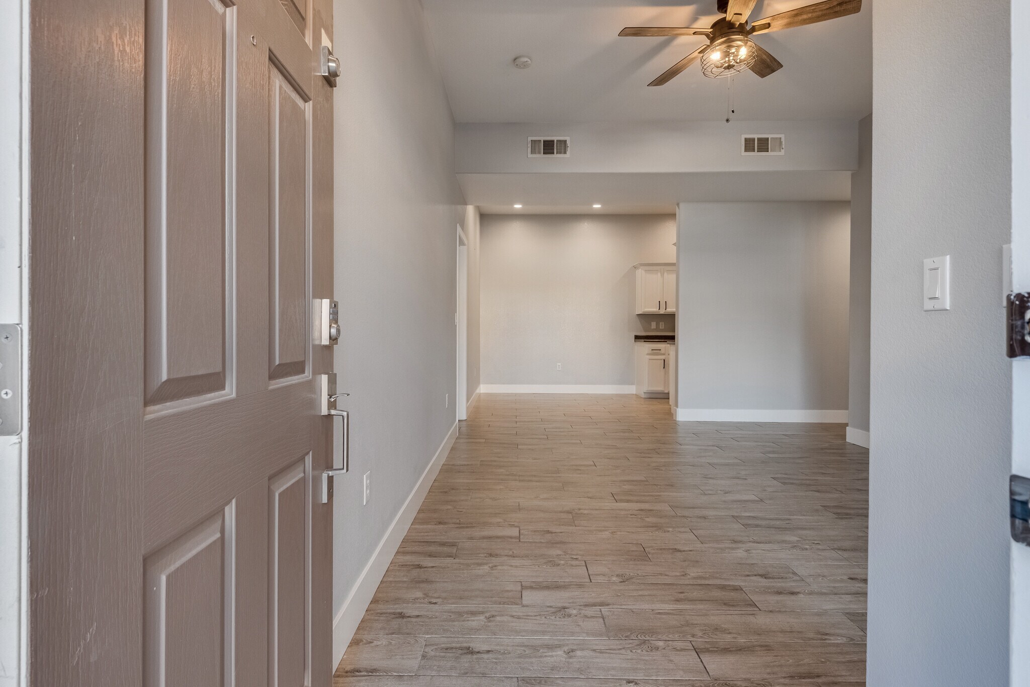 Building Photo - 3475 Cactus Shadow St