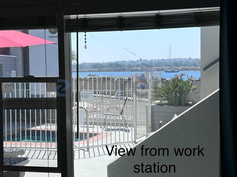 Building Photo - 2613 Mission Blvd