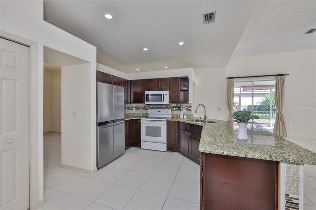 Building Photo - 1505 Ventana Dr