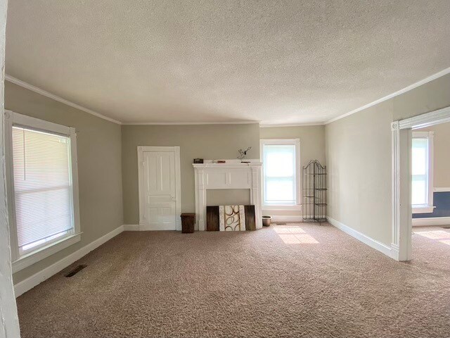 Building Photo - 102 North View Dr