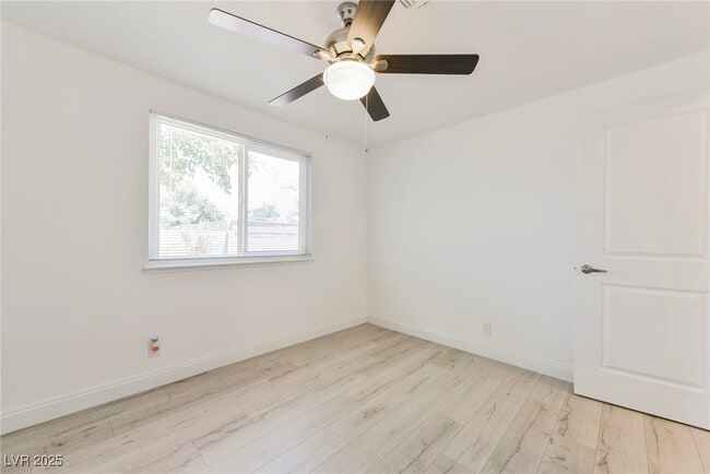 Building Photo - 3542 Bronco Rd