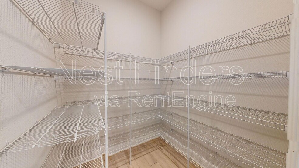 Building Photo - 202 Ashbury St
