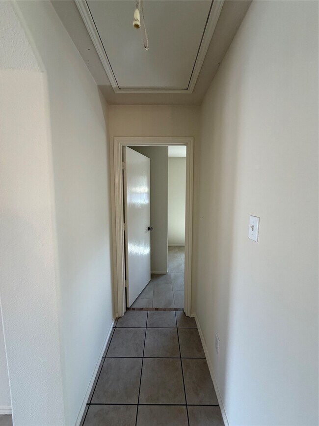 Building Photo - 12608 Rio Lindo St
