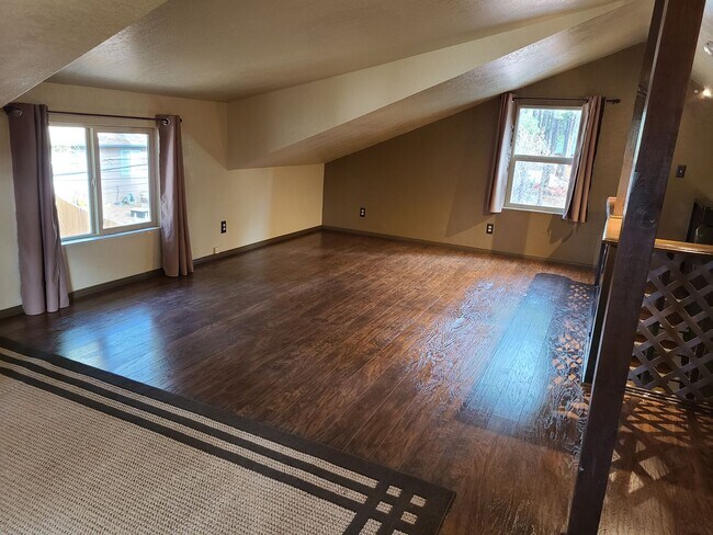 Building Photo - Updated Turn key Cabin In Mountainaire- CO...