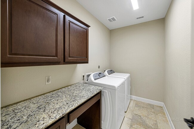 Building Photo - 4906 Augusta Pointe Ct
