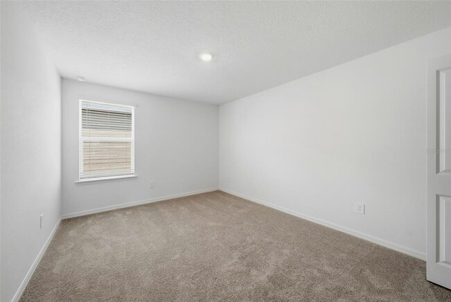 Building Photo - 9820 Feaster Dr