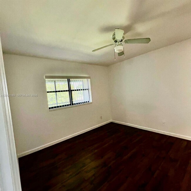 Building Photo - 4030 NW 87th Ave