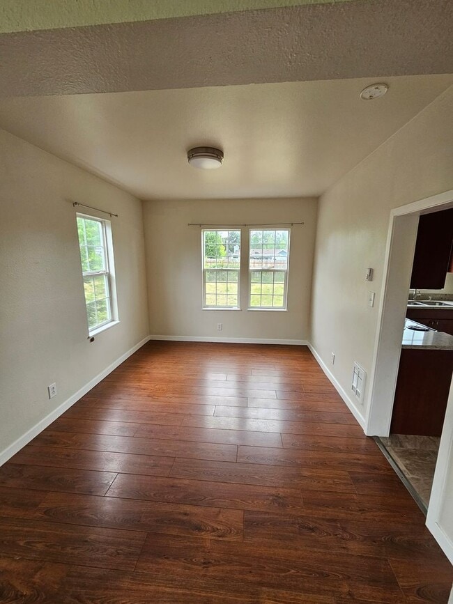 Building Photo - Serene 4 bedroom farmhouse in a quiet country neighborhood completely renovated