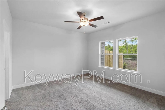 Building Photo - 1316 Newbern Dr