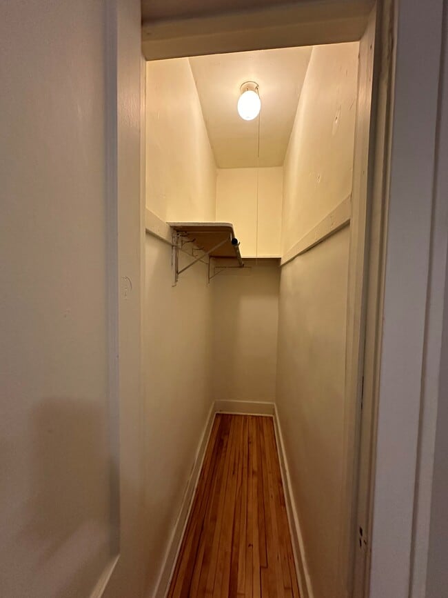 Closet - The Kensington