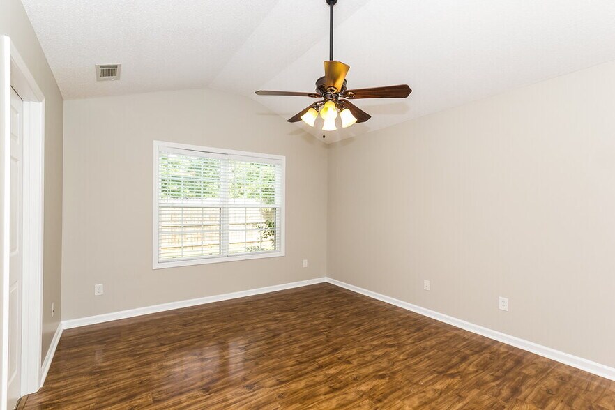 Building Photo - 36 Belltree Cir