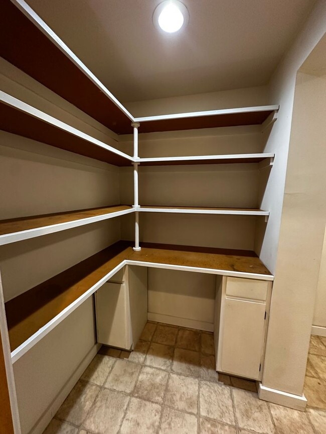 Building Photo - 4 Bed, 3 Bath Home in Hailey, Idaho with Beautiful Mountain Views