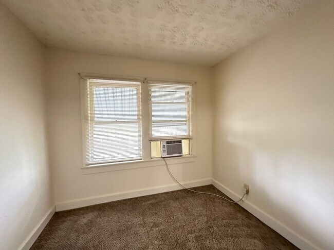 Building Photo - HAD1318