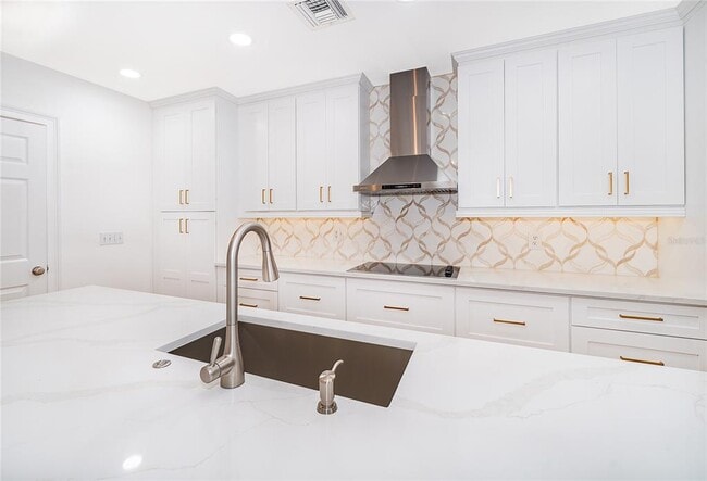 Building Photo - 1510 Lake Baldwin Ln