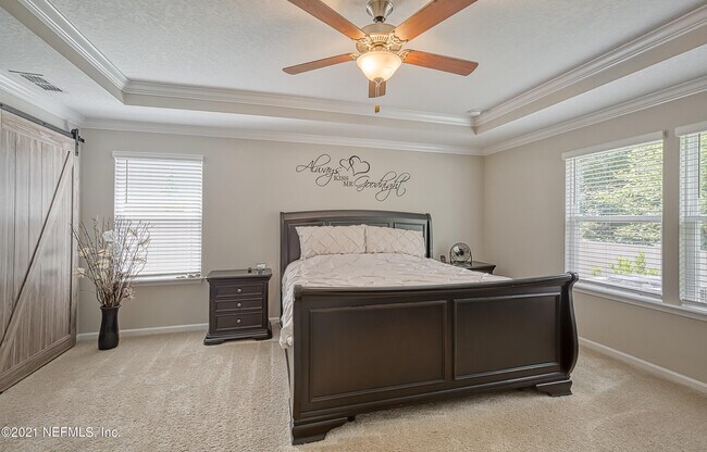 Building Photo - 15599 Chir Pine Dr